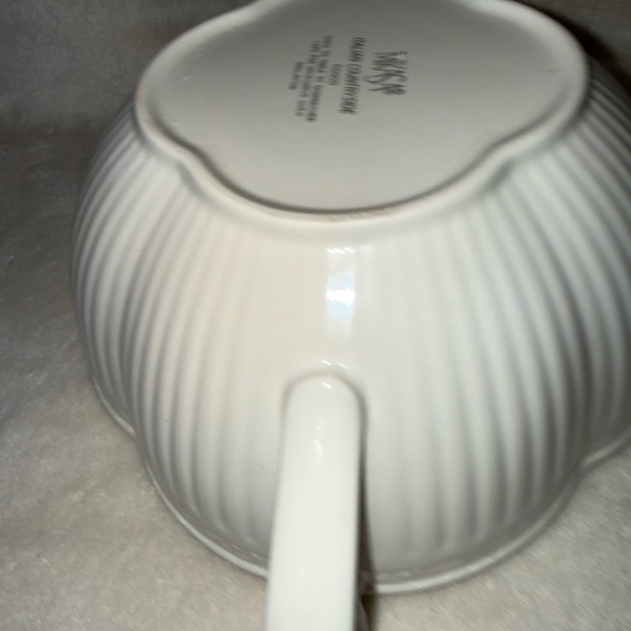 Mikasa Italian Countryside Covered Serving Dish - Picture 8 of 8